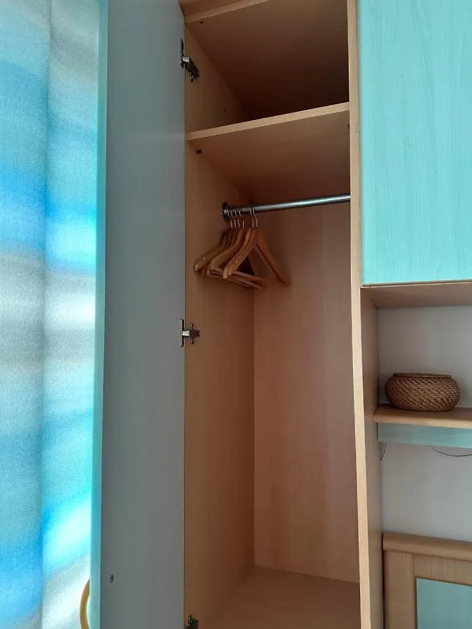 Daire Deniz Manzarali, Plajli Ve Havuzlu Sitede, Seckin Sitesi, Kusadası