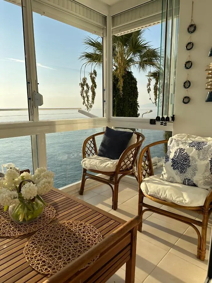 Apartament Daire Deniz Manzarali, Plajli Ve Havuzlu Sitede, Seckin Sitesi, Kusadası